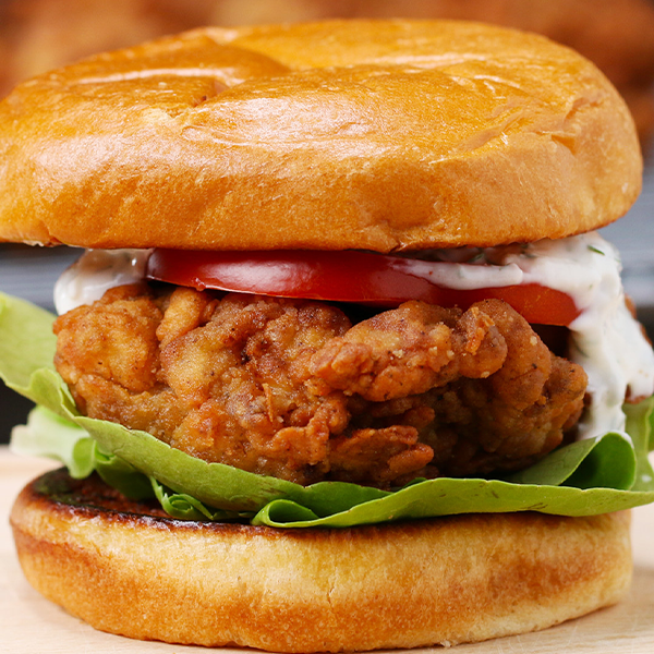 Crispy Chicken Sandwich - Our Menu - Vitruvian Park Tavern - Addison's  hidden gem